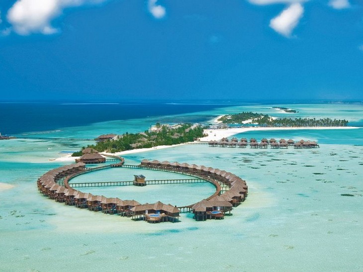 Olhuveli Beach & Spa Resort